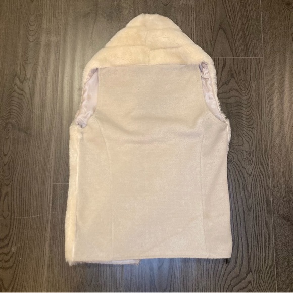 Light Brown Fur Vest - Picture 2 of 6